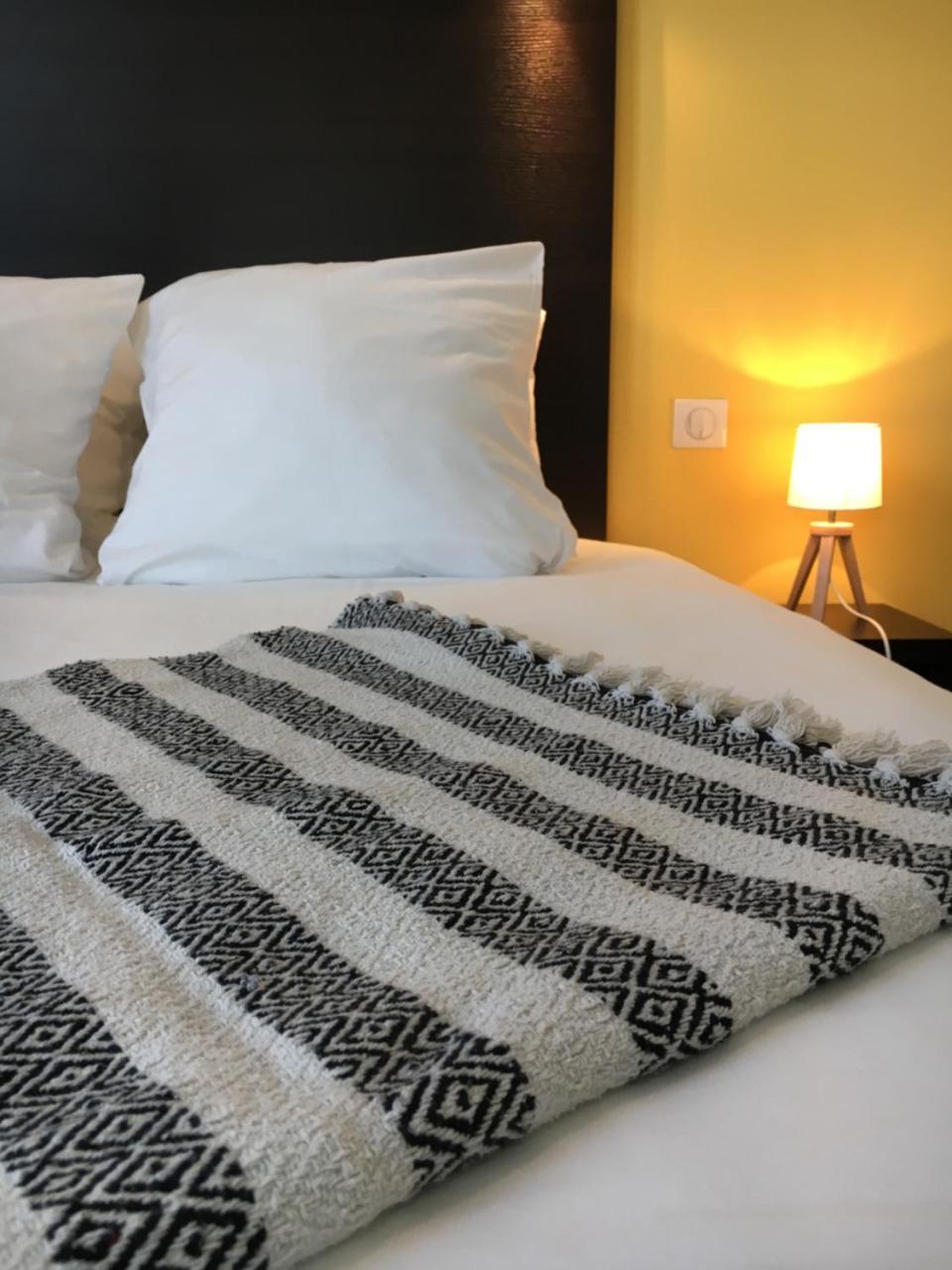 Les Bains Boyardville - Hotel Et Restaurant Экстерьер фото