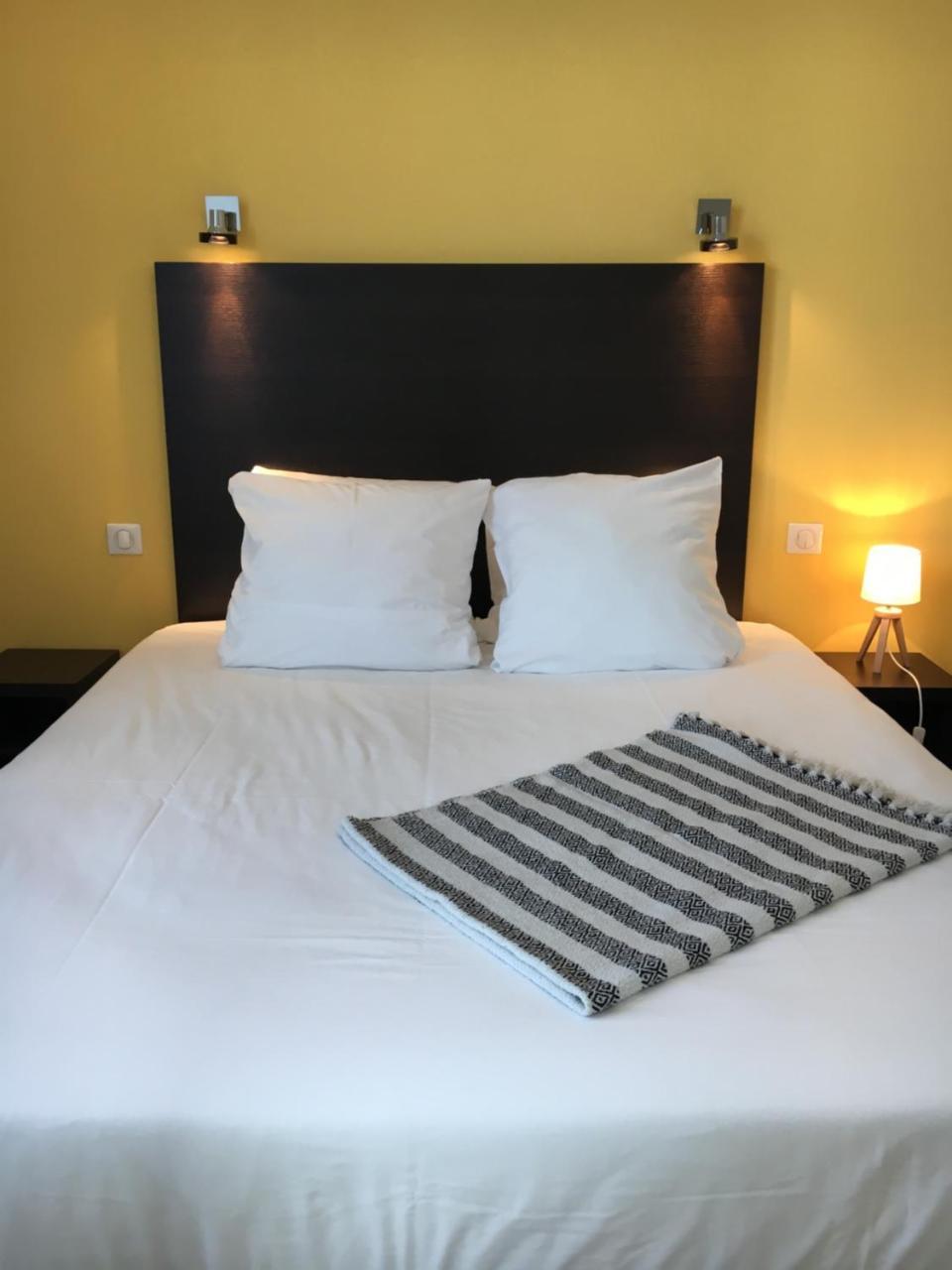 Les Bains Boyardville - Hotel Et Restaurant Экстерьер фото