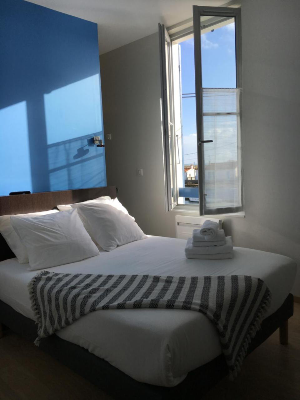 Les Bains Boyardville - Hotel Et Restaurant Экстерьер фото