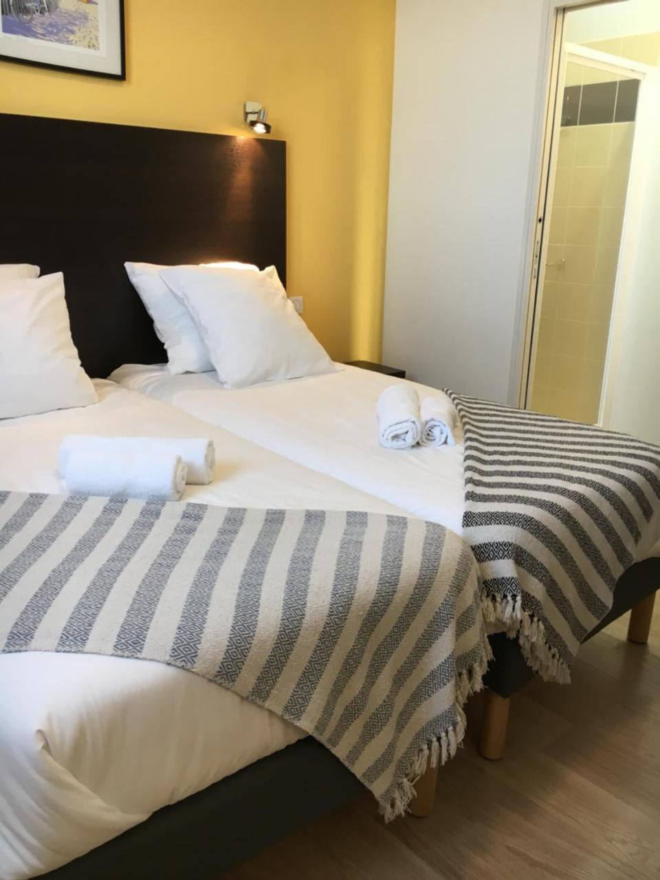 Les Bains Boyardville - Hotel Et Restaurant Экстерьер фото