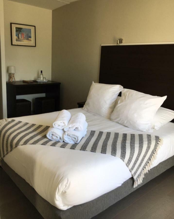 Les Bains Boyardville - Hotel Et Restaurant Экстерьер фото